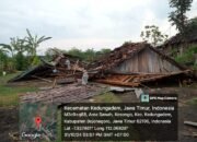 Hujan Angin Melanda Desa Kesongo, Beberapa Rumah dan Kandang Warga Roboh