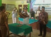 Kades Sobontoro Balen Lantik Anak Sendiri Sebagai Perangkat Desa Baru Kasi Pemerintahan.