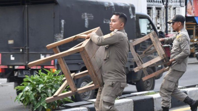 Mediacahayabaru.id Orbitnasional.com Bojonegorotimes.id Amunisinews.id 181