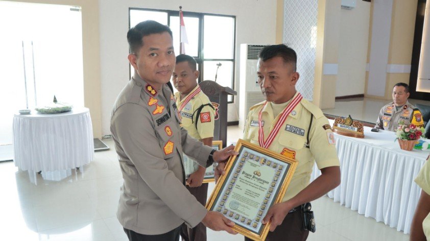 Mediacahayabaru.idorbitnasional.combojonegorotimes.idamunisinews.id 97