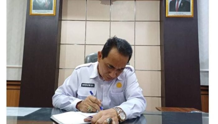 ASN Lamongan Full Senyum, THR Rp 72,5 Miliar Cair Jumat Ini