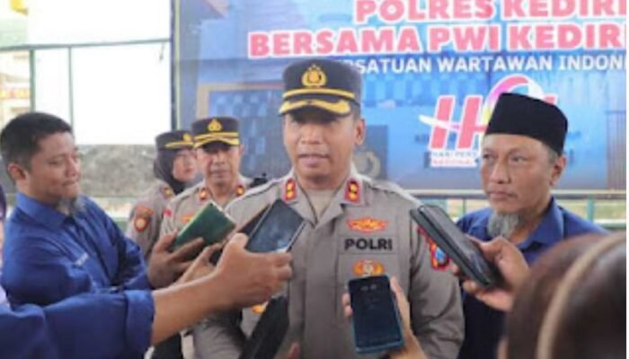 Kapolres Kediri Buka Pelayanan Penitipan Kendaraan Gratis di Kantor Polisi