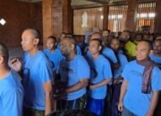 ODGJ Ikut Sholat Idul Fitri Dihalaman Yayasan Pondok Pesantren Rehabilitasi Berkas Bersinar