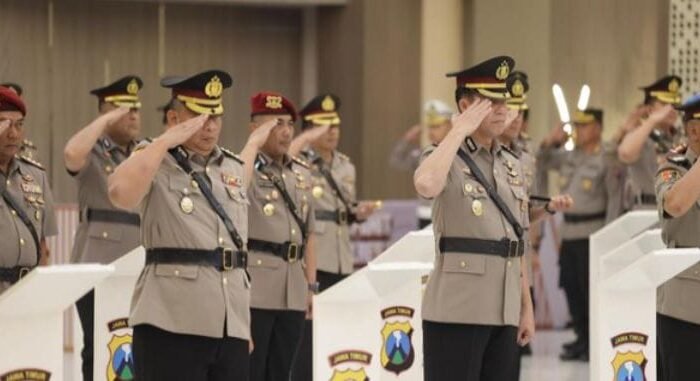 Mutasi 15 Kapolres dan PJU Oleh Polda Jatim