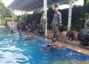 Kodim Lamongan Gelar Renang Militer Dalam Rangka Penilaian Siap Jasmani