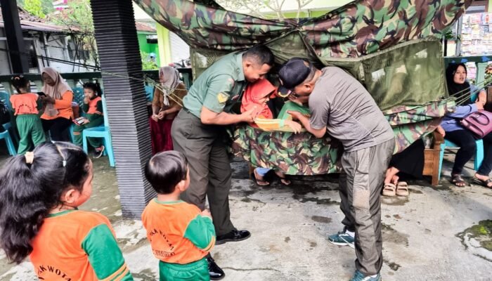 Gembiranya Anak Anak Sekolah Kunjungi Markas Koramil Sumberrejo Bojonegoro