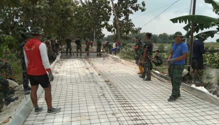 Hari ke-5 TMMD 124 Kodim Lamongan: Fondasi Kuat untuk Jalan Harapan Warga