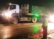 Truk Trailer Mogok di Jalur Padat, Polsek Babat Tanggap Cegah Kemacetan Parah