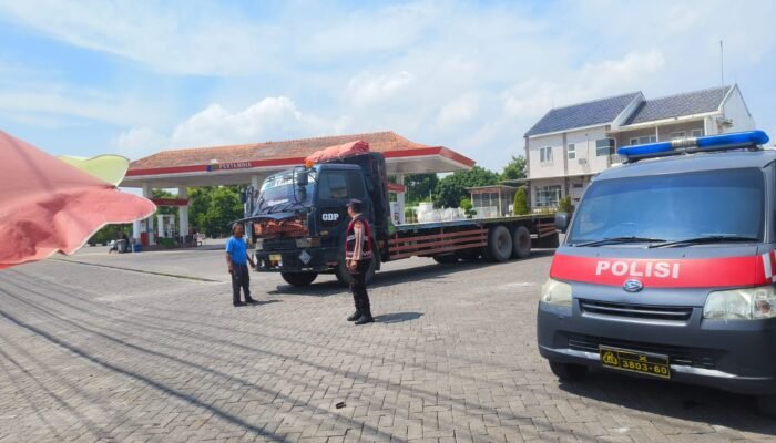 Polsek Paciran Intensifkan Patroli, SPBU Dan Makam Sunan Drajat Jadi Fokus Pengamanan