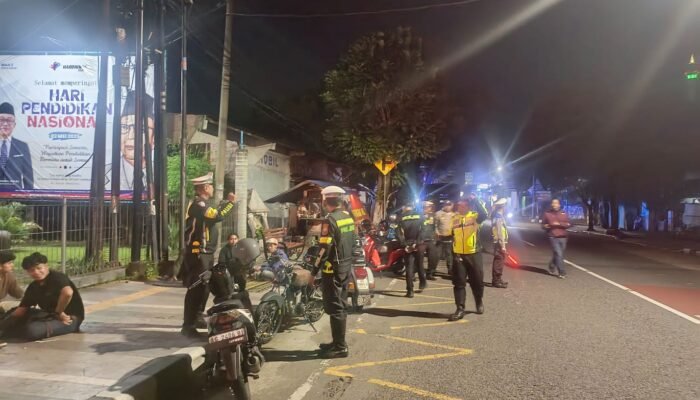 Polres Kediri Kota Gelar Patroli Skala Besar untuk Menjamin Keamanan Masyarakat