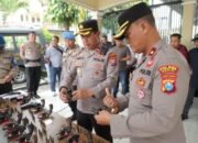Cek Senpi, Wakapolres Kediri Pastikan Kesiapan dan Disiplin Anggota
