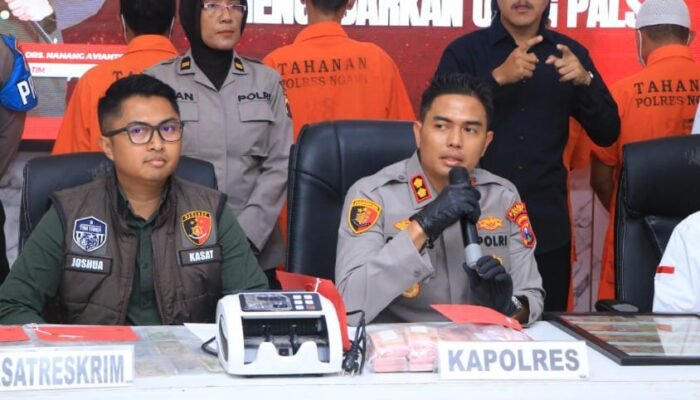 Polres Ngawi Berhasil Amankan 5 Tersangka Pengedar Uang Palsu Lintas Provinsi