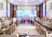 Pelatihan Public Speaking Polres Kediri Kota, Tingkatkan Kemampuan Pelayanan Kepolisian