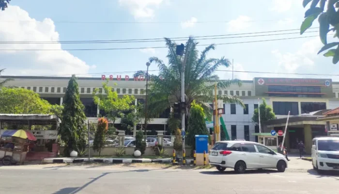 Janji Jadikan Pegawai Honorer RSUD Ngimbang Lamongan, 10 Korban Gigit Jari Uang Lenyap Puluhan Juta