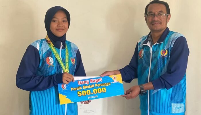 Bikin Bangga, Okta Ayu Sumbang Medali Perdana untuk Bojonegoro di Porprov Jatim 2025