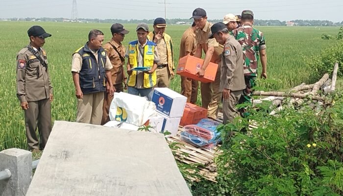 Sinergi Tanggap Bencana: Danramil Modo Bersama Forkopimcam Dan Instansi Terkait Tinjau Tanggul Jebol Di Desa Kacangan