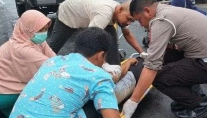 Tragedi Di Ujung Jalan: Kakek Afnan Tewas Diseruduk Truk Di Depan Masjid Namira