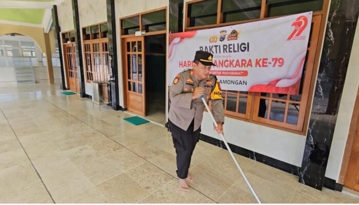 Sambut Hari Bhayangkara Ke-79, Polsek Tikung Tebar Kepedulian Lewat Aksi Bakti Religi