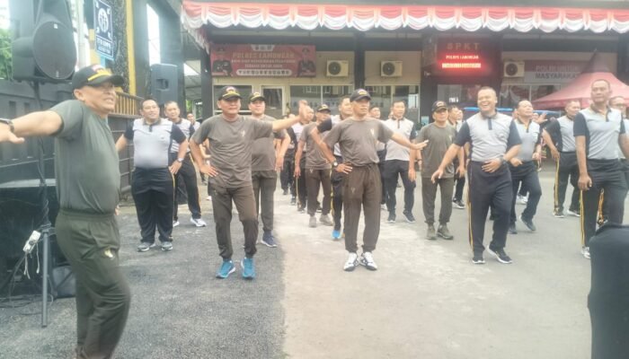Semangat Sinergi: TNI-Polri Dan Pemkab Lamongan Meriahkan HUT Bhayangkara dengan Olahraga Dan Lomba Masak