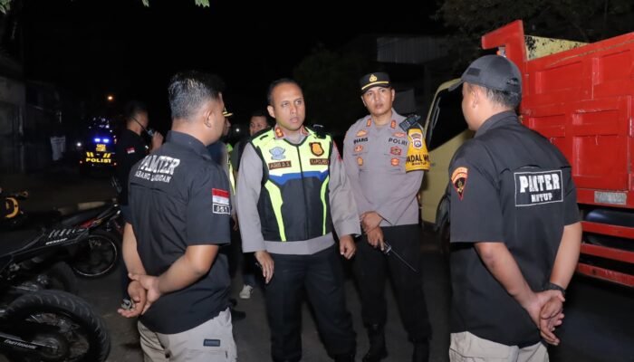 133 Personel Disiagakan, Polres Lamongan Kawal Ketat Pengesahan PSHT Di Wilayah Perbatasan