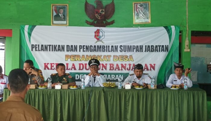 Kades Mundir Resmi Lantik Kasun Banjaran Boureno