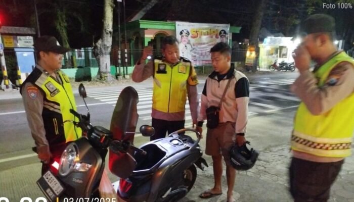 Polres Nganjuk Gelar Patroli SREG dan Program Sokoguru Jelang Pengesahan Warga Baru PSHT