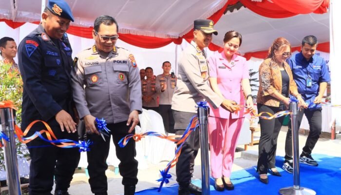 Tingkatkan Kesejahteraan Anggota, Kapolres Kediri Kota Resmikan Perumahan Grand Dharaka