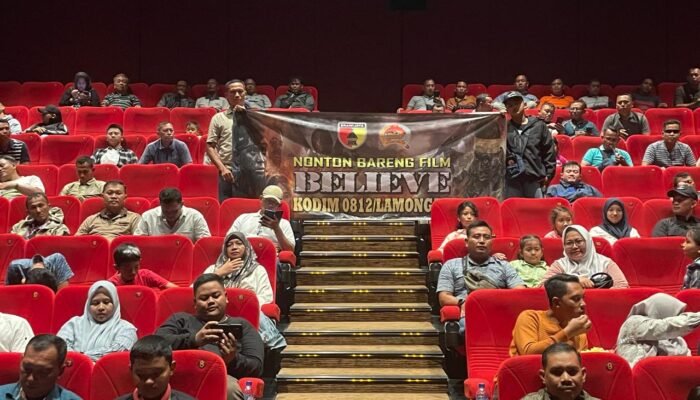 Menginspirasi Dan Menggugah Hati, Prajurit Kodim 0812/Lamongan Nobar Film Believe Di Sidoarjo