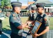 Dandim Lamongan Pimpin Upacara Tradisi: Merangkai Perpisahan, Menyambut Harapan
