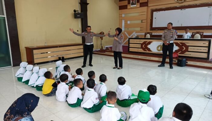 Satgas Preemtif Ops Patuh Semeru 2025 Tanamkan Budaya Tertib Lalu Lintas Sejak Dini Di MAN Lamongan
