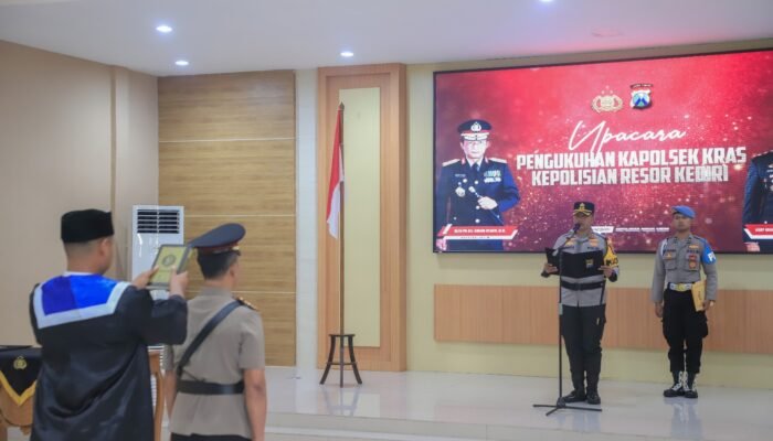Pimpin Upacara Pengukuhan Kapolsek Kras, Kapolres Kediri Tekankan Profesionalisme dan Pelayanan Publik