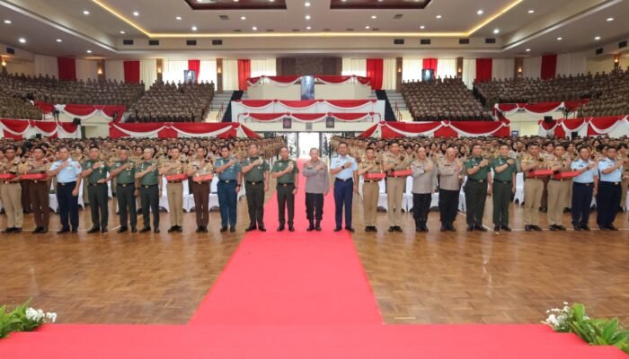 Kapolri Listyo Sigit Beri Pesan Tegas ke 2.000 Capaja: Kalau TNI-Polri Terpecah Negara Bahaya
