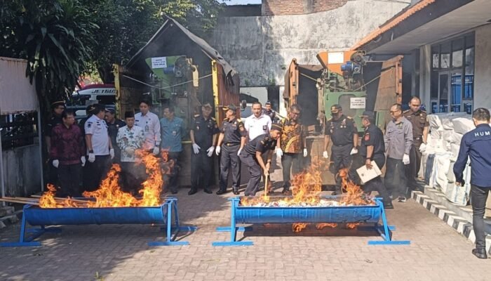 Bea Cukai Kediri Gempur Rokok Ilegal, Selamatkan Rp 48 Miliar Uang Negara