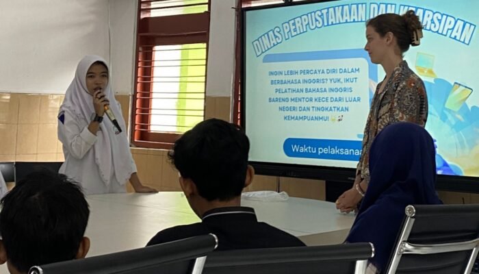 Disperpusip Bojonegoro Tunjukkan Taring Global Lewat Program Bahasa Inggris Bareng Miss Lucy