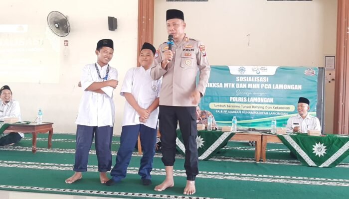 Satbinmas Polres Lamongan Tanamkan Nilai Anti-Kekerasan Di PA Dan PP Al Mizan