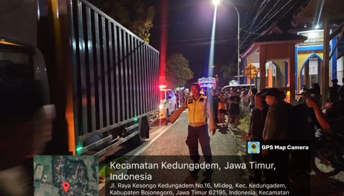 Kecelakaan Maut di Perempatan Masjid Mlideg Bojonegoro, Bocah 9 Tahun Meninggal di Tempat