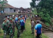 Cegah Banjir, Koramil Babat Dan Warga Desa Plaosan Bersatu Dalam Karya Bakti