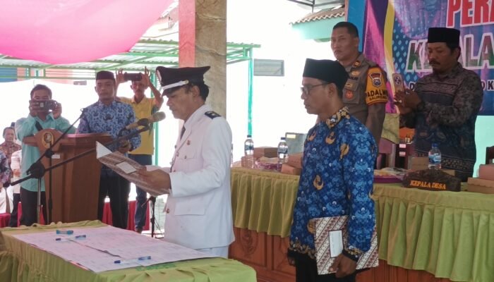 Pelantikan Kasun Kadung Berjalan Lancar Meriah, Kades, Tugas Perangkat Desa Berat