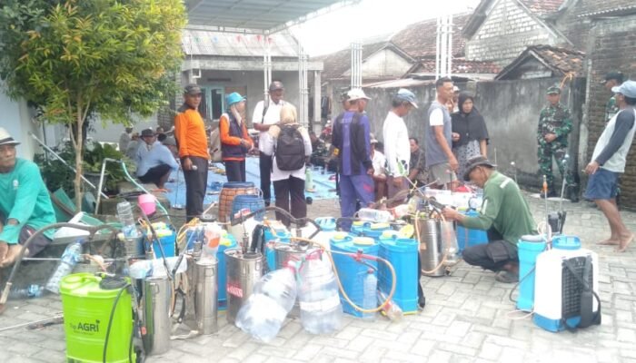 Koramil Turi Bersinergi Dengan Muspika Dan UPT Pertanian: Gerakan Pengendalian Hama Padi Dalam Upaya Meningkatkan Ketahanan Pangan