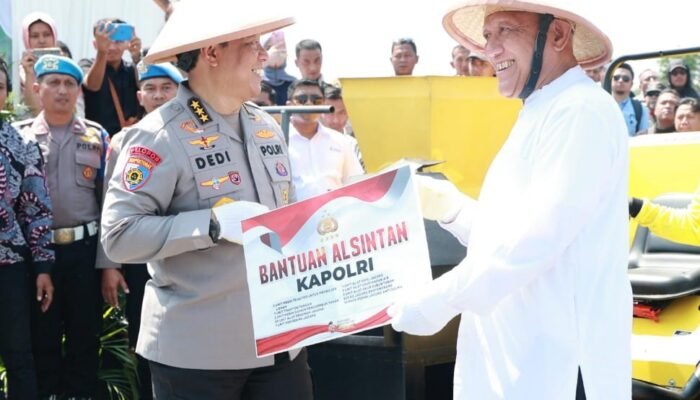 Penanaman Jagung Bersinergi Dengan Ponpes, Bukti Nyata Seluruh Komponen Bangsa Wujudkan Swasembada Pangan