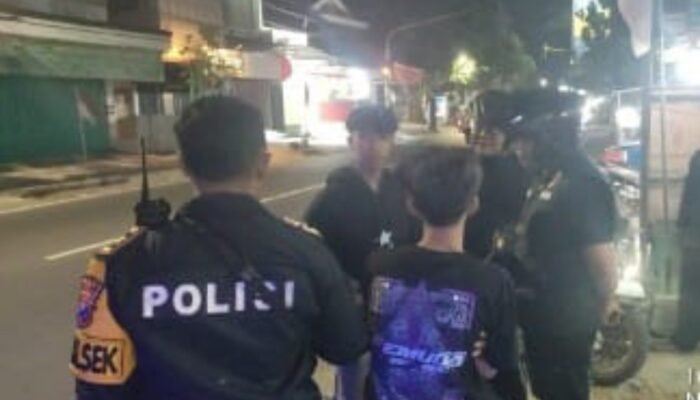 Kapolsek Gurah Pimpin Patroli Malam, Ini Temuan Mengejutkannya