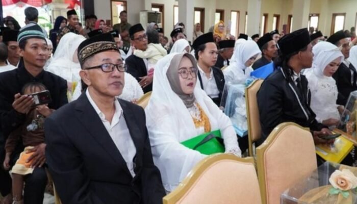 Cinta Disahkan Negara, 31 Pasangan di Lamongan Ikuti Isbat Nikah Massal