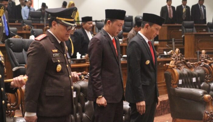 Bersatu Berdaulat Sejahtera, DPRD Bojonegoro Dengarkan Pesan Presiden di HUT RI ke-80