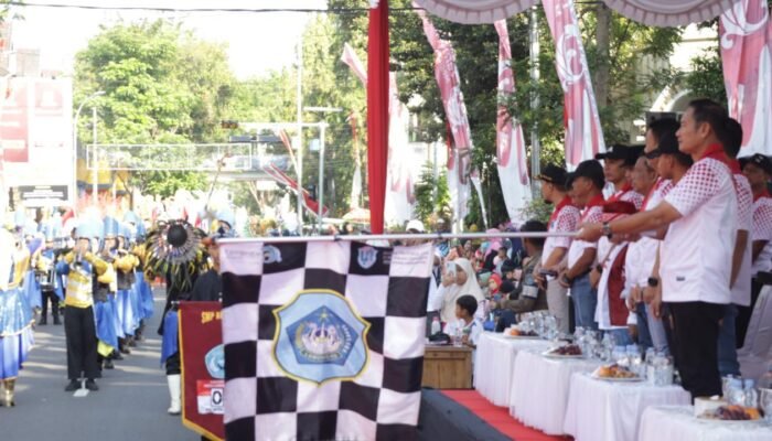 Lamongan Gemilang,Megkarnaval HUT Ke-80 RI, Pesta Rakyat Yang Penuh Warna Dan Makna
