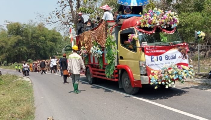 Desa Kesongo Meriahkan HUT RI ke-80 dengan Pawai Budaya dan Parade Hadroh Spektakuler