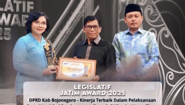 DPRD Bojonegoro Borong Dua Penghargaan Bergengsi di Legislatif Jatim Awards 2025