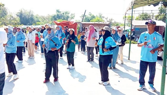 Ratusan Warga Dayukidul Bojonegoro Ramaikan Jalan Sehat dan Senam BMM Puncak HUT ke-80 RI
