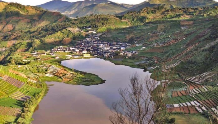 Mengintip 3 Desa di Indonesia yang Bagaikan Tinggal di Atas Awan