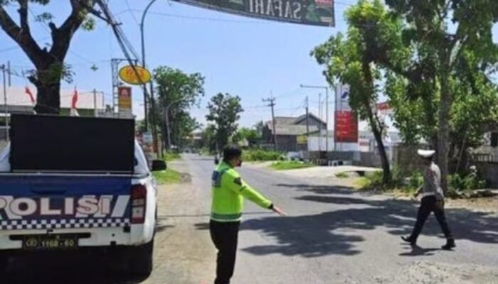 ‎Tragis Di Sukodadi Pemotor Asal Babat Tewas Saat Mendahului Truk