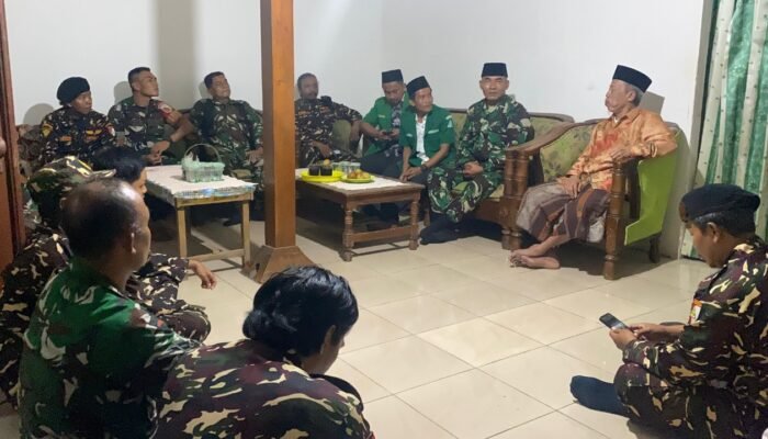 Harmoni Dalam Patroli Babinsa, Banser, Dan GP Ansor Bersatu Menjaga Damai Lamongan